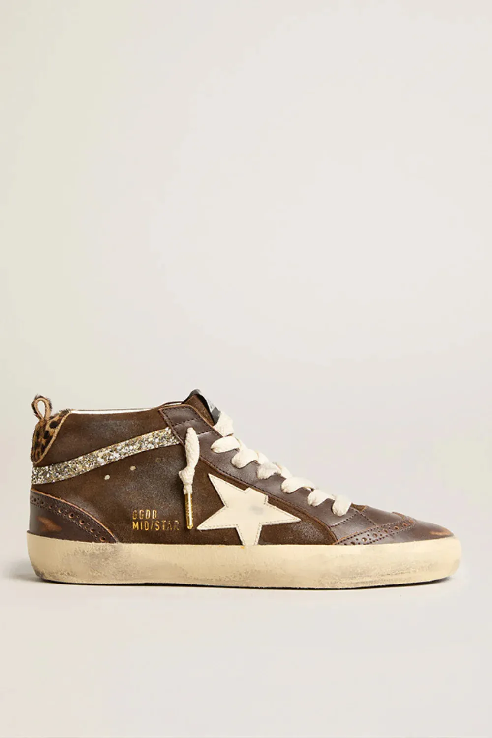 GWF00122f00613255605 Mid star leather and suede sneaker