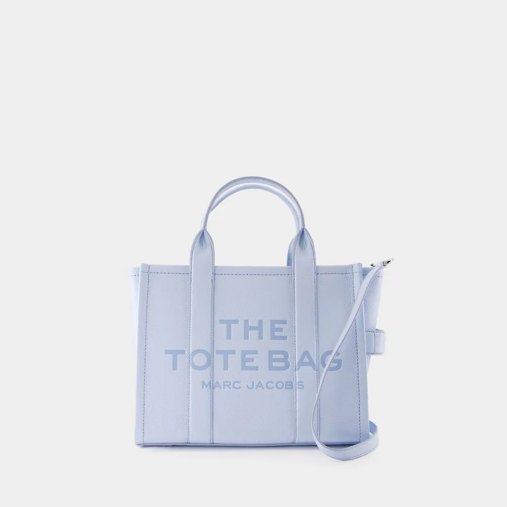 THE MEDIUM TOTE