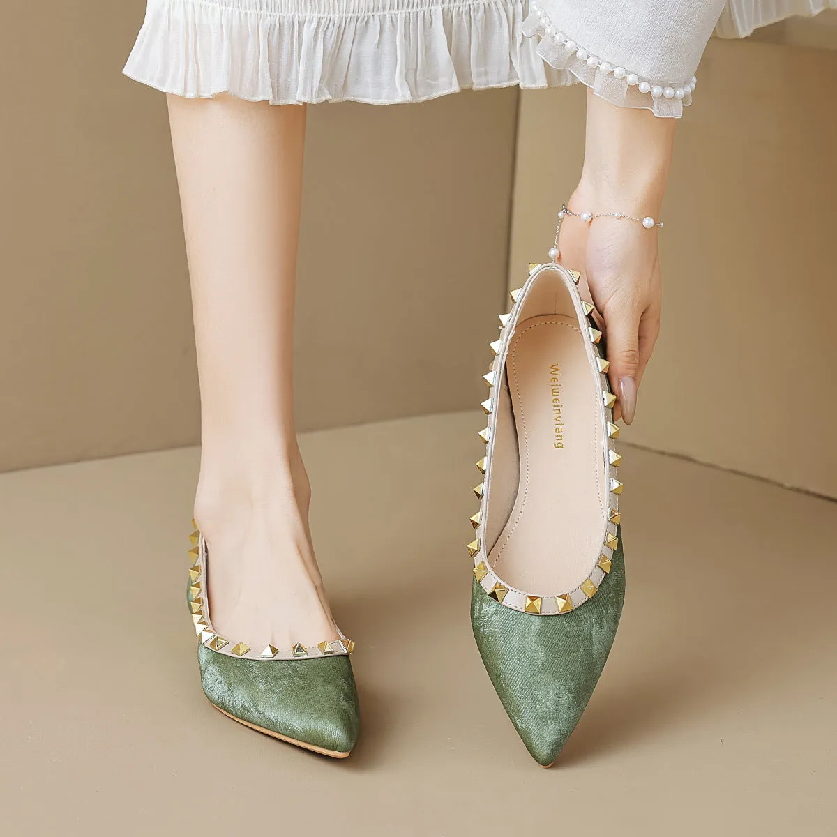 Women Stylish Pointed Toe Canvas Casual Flats